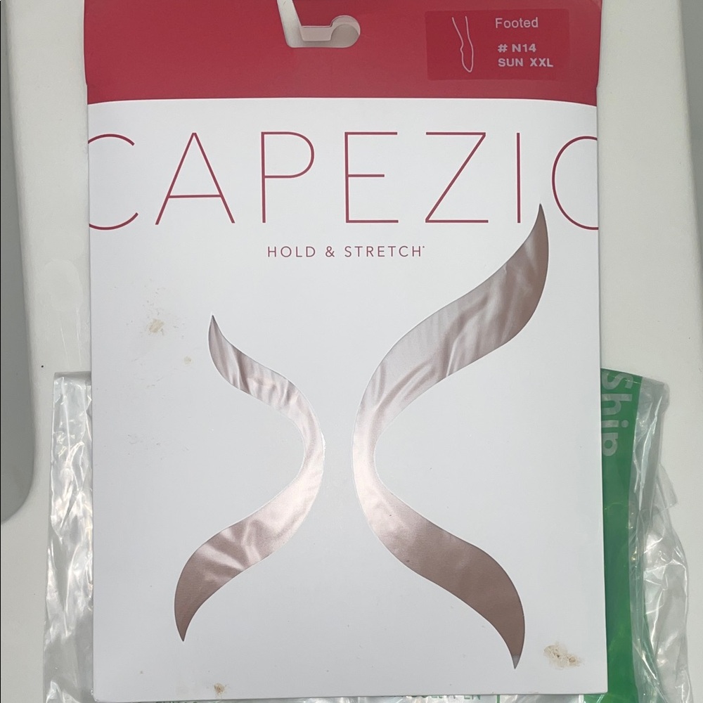 Capezio Hold & Stretch Footed Tights in Sun XXL
